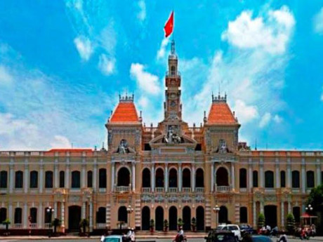 Bí thư, Chủ tịch quận, huyện ra vào UBND TP.HCM phải kiểm tra an ninh - Ảnh 1 Bi thu, Chu tich quan, huyen ra vao UBND TP.HCM phai kiem tra an ninh - Anh 1