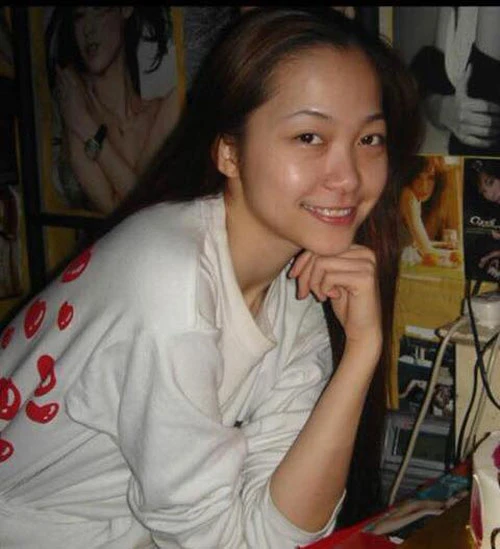 “Lộ” ảnh Linh Nga khác lạ thời chưa biết làm đẹp