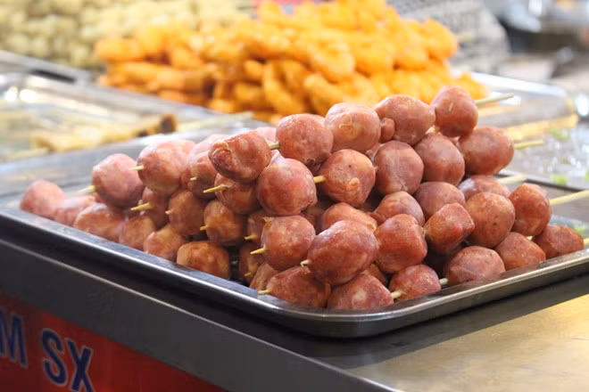 15 khu ăn vặt siêu rẻ của giới trẻ Sài Gòn