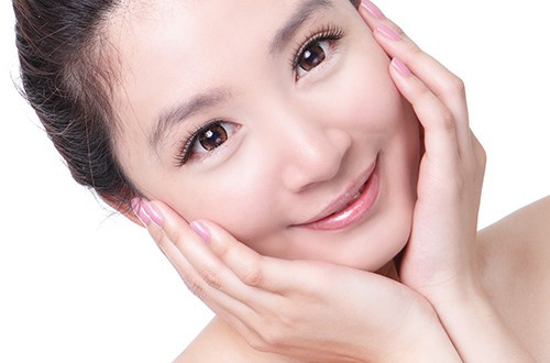 Lòng đỏ trứng làm mặt nạ đắp mặt rất tốt. dẹp