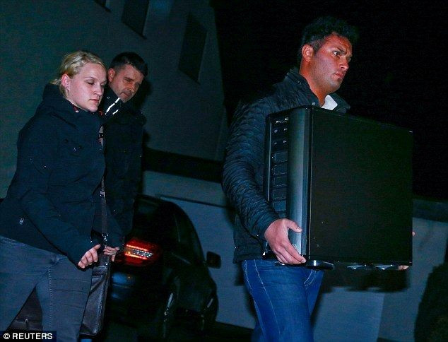 Phát hiện manh mối cơ phó 4U9525 tự sát