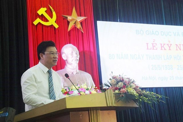 Thứ trưởng Bộ GD&ĐT Nguyễn Hữu Độ phát biểu tại lễ kỷ niệm 80 năm ngày thành lập Hội Truyền bá quốc ngữ