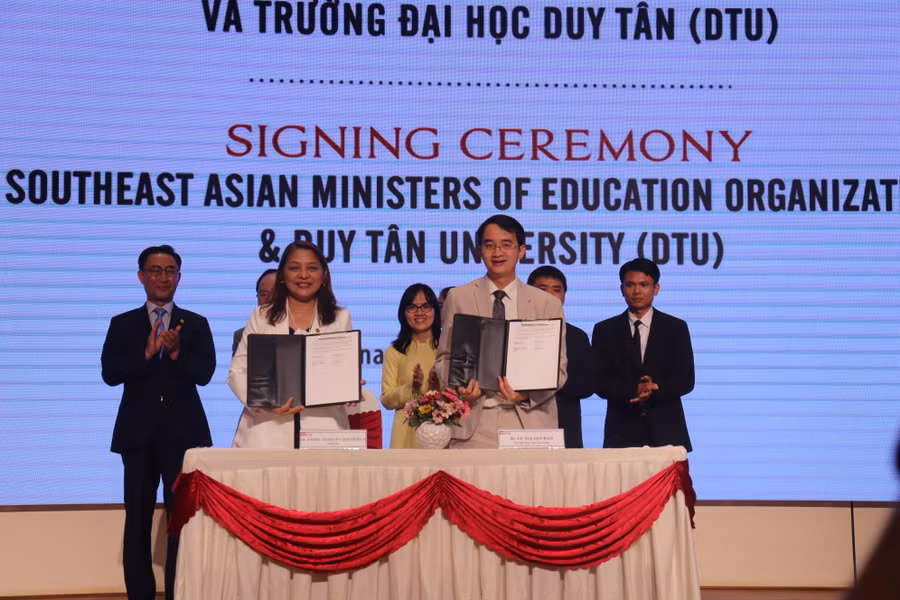 Trường ĐH Duy Tân ký kết hợp tác toàn diện với Tổ chức Bộ trưởng Giáo dục Đông Nam Á