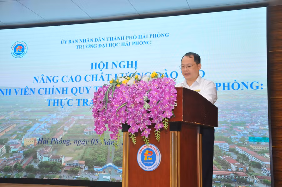 PGS. TS Nguyễn Hoài Nam khẳng định: Chất lượng đào tạo sinh viên chính quy là yếu tố cốt lõi dẫn dắt mọi hoạt động lãnh đạo của nhà trường