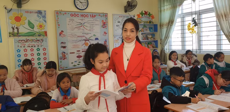 Cô Vũ Thị Minh Sợi trong giờ dạy