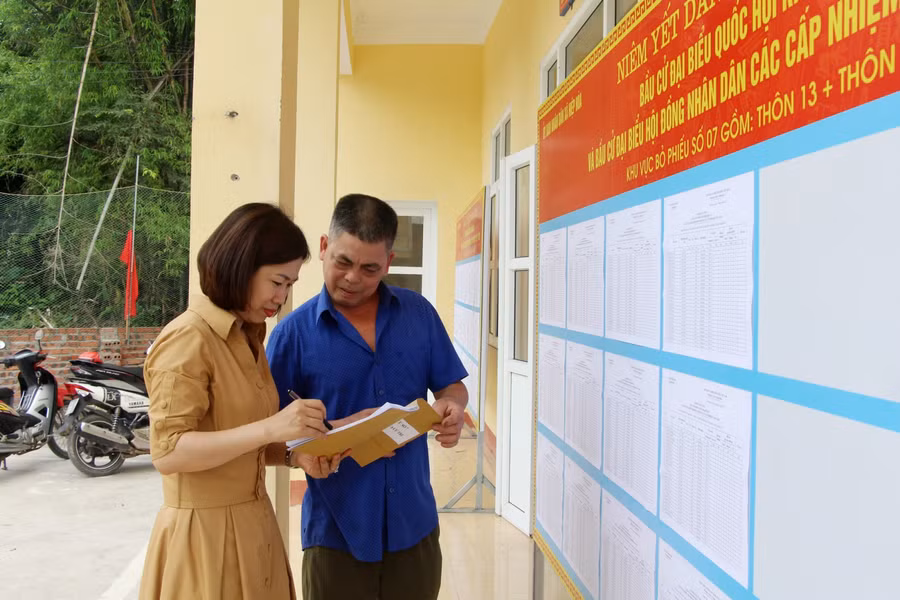 Công tác chuẩn bị cho bầu cử ĐBQH khóa XV và đại biểu HĐND các cấp nhiệm kỳ 2021-2026 đã được tỉnh Quảng Ninh thực hiện nghiêm túc, bài bản, sớm hơn yêu cầu đề ra (Ảnh BQN)