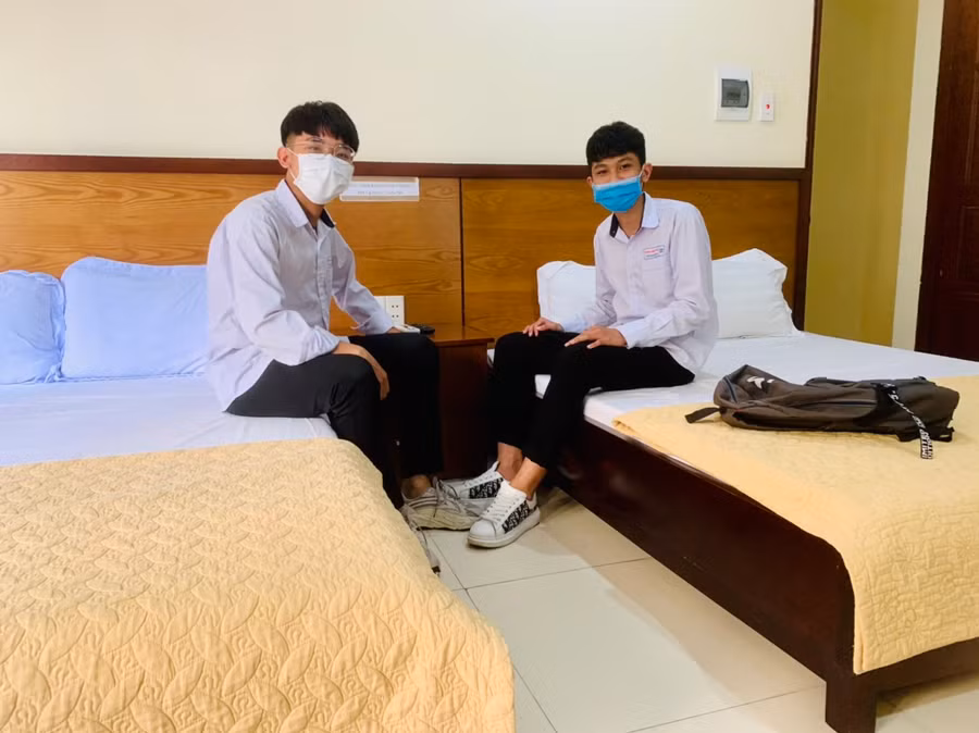 Chỗ ăn, nghỉ sạch sẽ, đảm bảo giúp các sĩ tử yên tâm hoàn thành tốt Kỳ thi