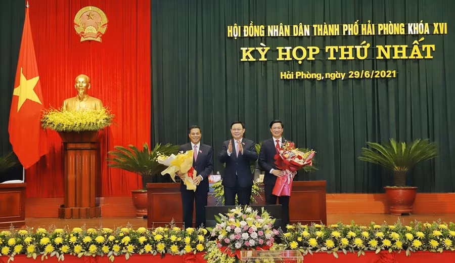 Kỳ họp thực hiện việc bầu các chức danh thuộc thẩm quyền của HĐND thành phố