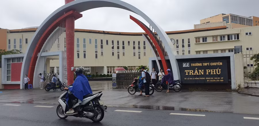 Điểm thi Trường THPT chuyên Trần Phú