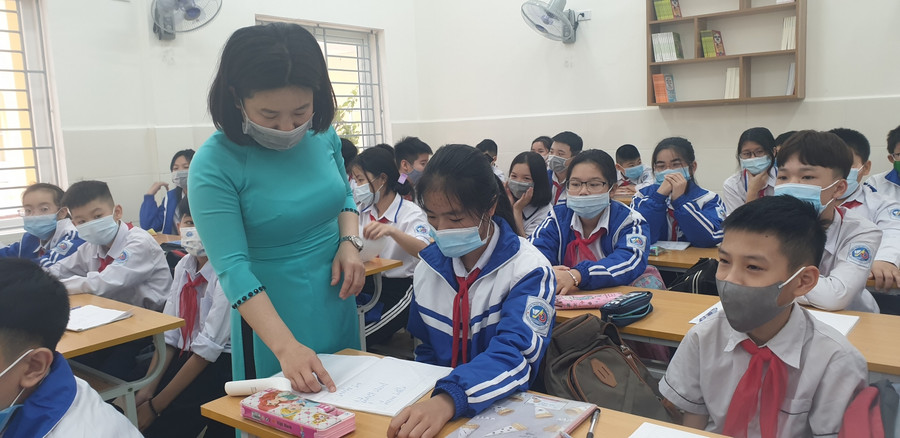 CBGV, nhân viên, học sinh thực hiện nghiêm quy định phòng dịch CBGV, nhân viên, học sinh thực hiện nghiêm quy định phòng dịch