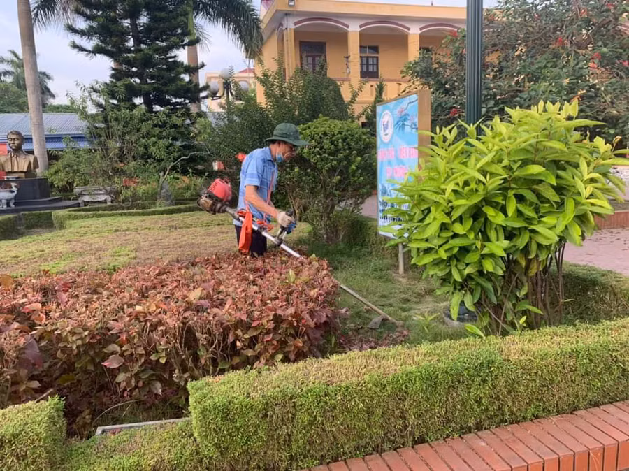 Các trường được chọn làm hội đồng thi đều được phun khử khuẩn, vệ sinh trường lớp sạch sẽ.