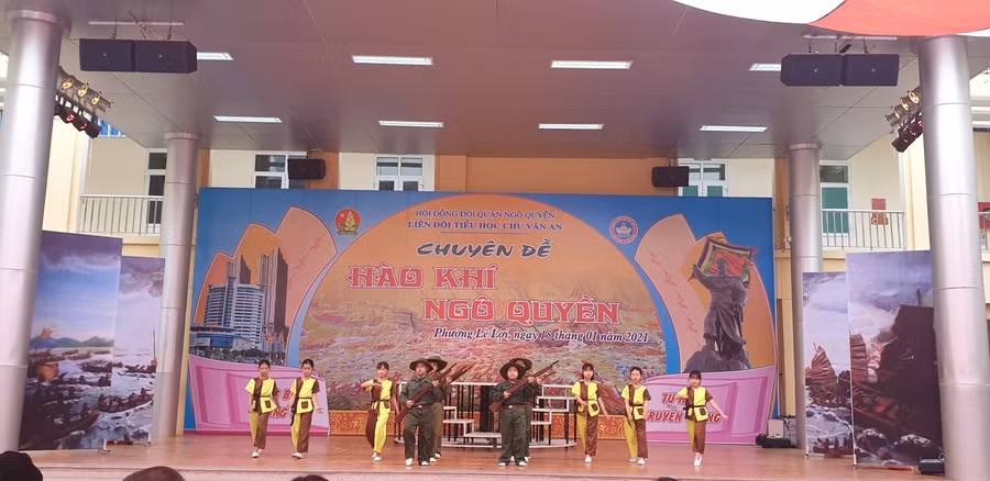 "Hào khí Ngô Quyền" khơi dậy niềm tự hào, tình yêu nước cho các em học sinh