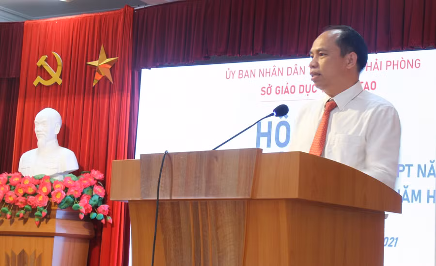 Giám đốc Sở GD&amp;ĐT Hải Phòng phát biểu tại Hội nghị