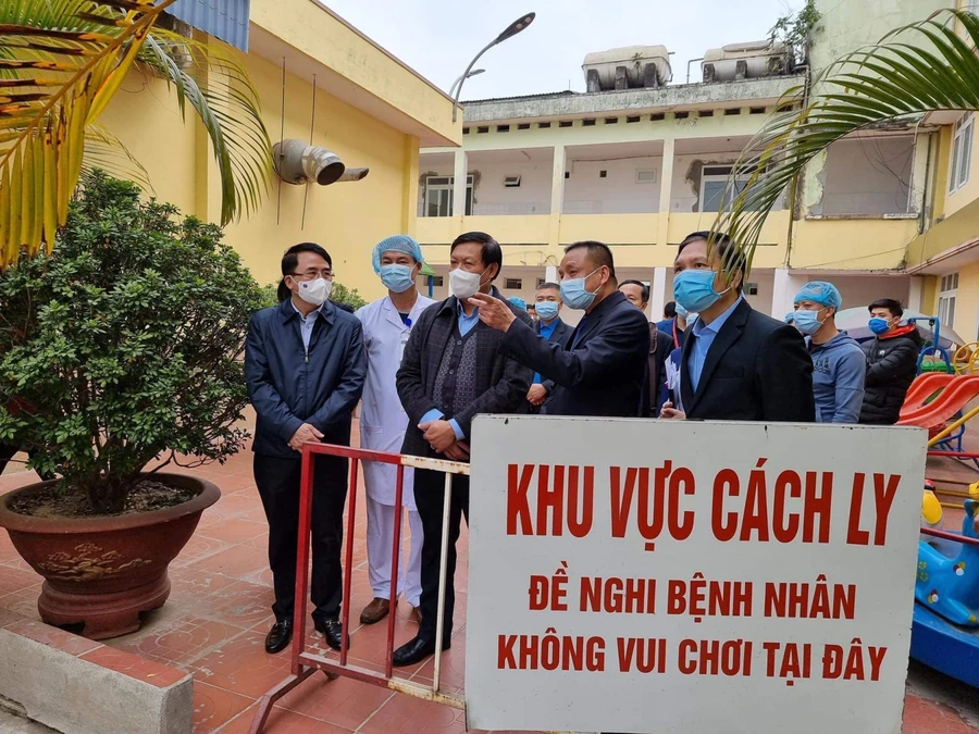 Đoàn công tác của Ban Chỉ đạo quốc gia phòng, chống dịch COVID-19 kiểm tra và làm việc tại Bệnh viện Trẻ em Hải Phòng