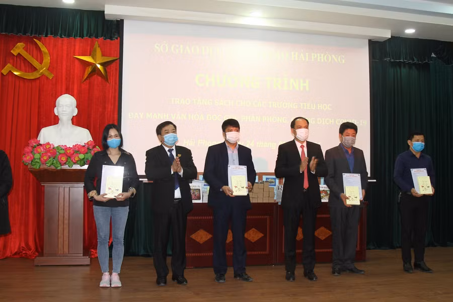 Phát triển văn hóa đọc góp phần đẩy lùi dịch bệnh