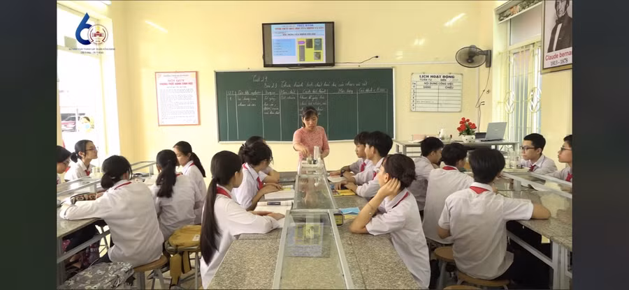 Theo đánh giá của nhiều giáo viên, chương trình SGK lớp 6 có kiến thức nhẹ nhàng, phù hợp với học sinh.