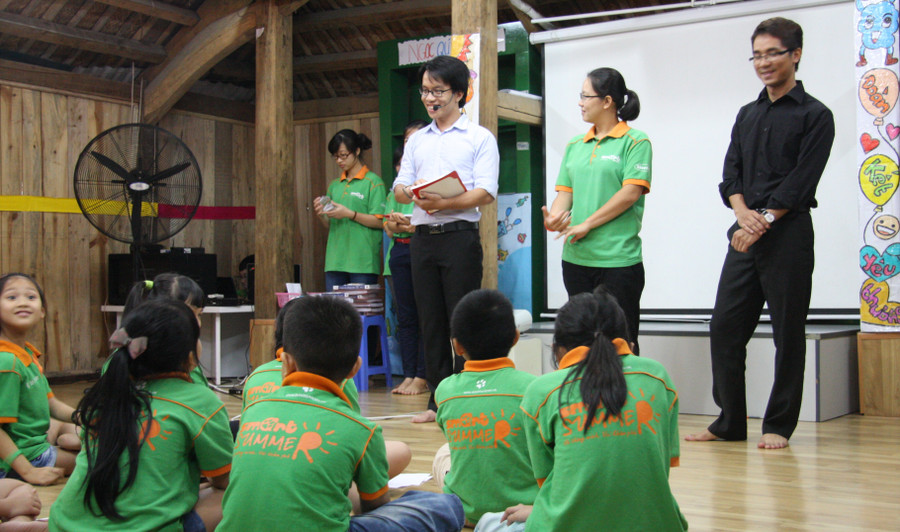 Tăng cường hoạt động trải nghiệm cho HS. Ảnh: Thiên Thanh