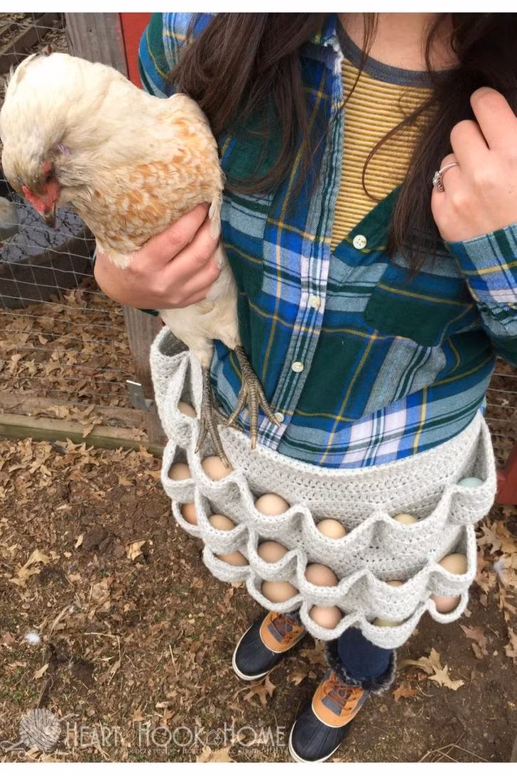 Một chiếc tạp dề móc để lấy trứng - nó có thể đơn giản nhưng chắc chắn tạo nên sự khác biệt, phải không?