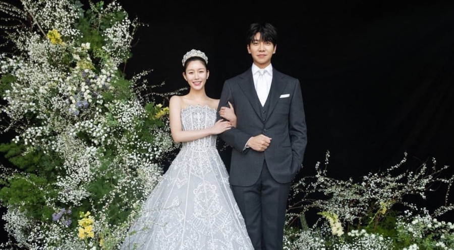 Đám cưới của cặp đôi Lee Seung Gi và Lee Da In đã nhận được nhiều lời chúc phúc từ đồng nghiệp, bạn bè và người hâm mộ. Đám cưới của cặp đôi Lee Seung Gi và Lee Da In đã nhận được nhiều lời chúc phúc từ đồng nghiệp, bạn bè và người hâm mộ.