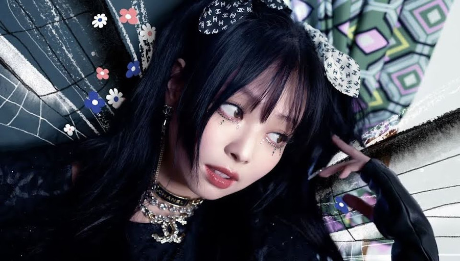 Mới đây, Jennie khiến cư dân mạng choáng váng với màn lột xác phong cách khi trở thành ngôi sao trong chiến dịch Chanel 22 mới nhất. Mới đây, Jennie khiến cư dân mạng choáng váng với màn lột xác phong cách khi trở thành ngôi sao trong chiến dịch Chanel 22 mới nhất.