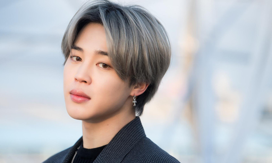 Jimin (BTS) sở hữu ngoại hình vô cùng điển trai. Jimin (BTS) sở hữu ngoại hình vô cùng điển trai.