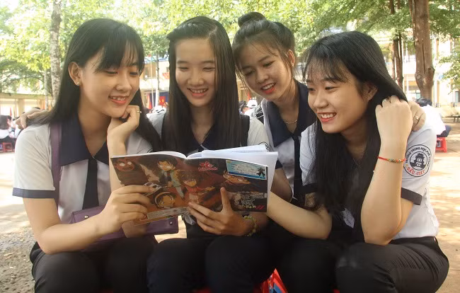 Học sinh Trường THPT Dầu Giây, Đồng Nai