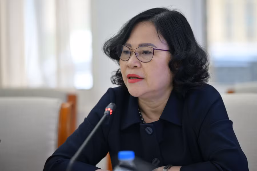 Thứ trưởng Bộ GD&ĐT Ngô Thị Minh phát biểu tại buổi làm việc. Thứ trưởng Bộ GD&ĐT Ngô Thị Minh phát biểu tại buổi làm việc.