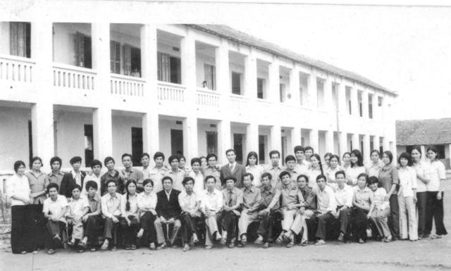 Hội đồng giáo dục nhà trường tháng 4/1985 Hội đồng giáo dục nhà trường tháng 4/1985