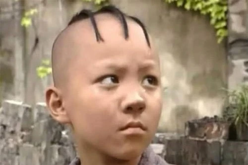 Xúc động với chuyện đời của cậu bé diễn vai Tam Mao ngày nào