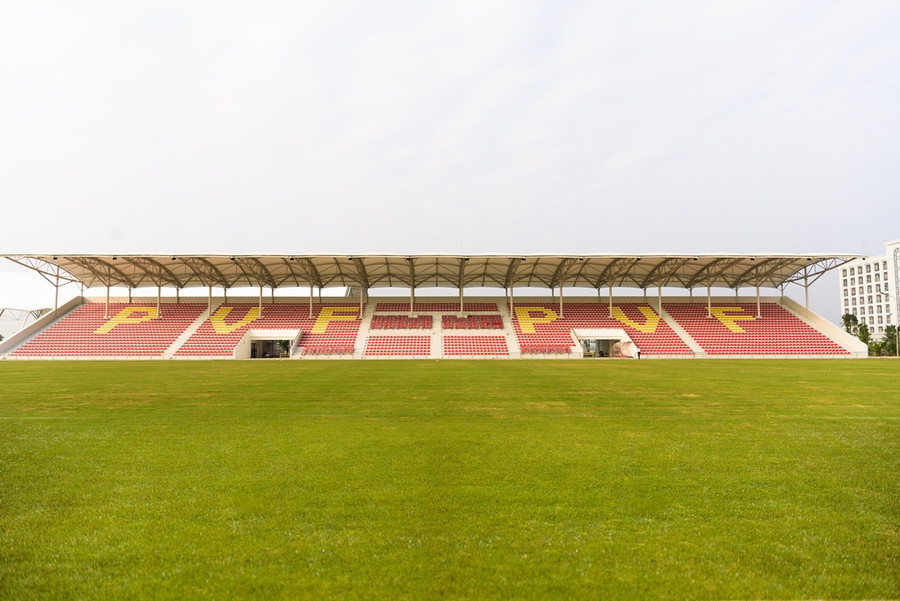 Sân thi đấu chính, quy mô 3.600 chỗ được đảm bảo những điều kiện thi đấu tốt nhất các giải đấu lớn Sân thi đấu chính, quy mô 3.600 chỗ được đảm bảo những điều kiện thi đấu tốt nhất các giải đấu lớn