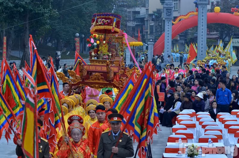 Ngàn người đến xem "Vua Quang Trung" oai phong ra trận