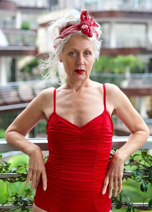 Những cụ bà đẹp quên tuổi tác hút mọi ánh nhìn - Ảnh 2