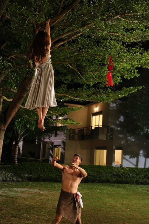 Cảnh "đỏ mặt" của Bình Minh và Việt Hương gây tò mò ảnh 6