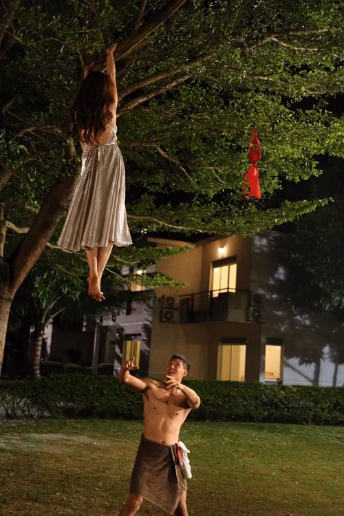 Cảnh "đỏ mặt" của Bình Minh và Việt Hương gây tò mò ảnh 6