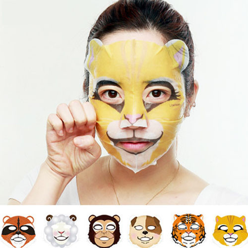 4.Mặt nạ dạng miếng: Người dân Hàn hẳn không còn xa lạ các kiểu mặt nạ này, tuy nhiên, năm nay, nó sẽ tạo nên xu hướng khiến các tín đồ làm đẹp phương Tây cũng mê mẩn. Còn gì tuyệt hơn khi bạn sẽ có một làn da rạng ngời chỉ với một miếng mặt nạ giấy đẫm dưỡng chất. 4.Mặt nạ dạng miếng: Người dân Hàn hẳn không còn xa lạ các kiểu mặt nạ này, tuy nhiên, năm nay, nó sẽ tạo nên xu hướng khiến các tín đồ làm đẹp phương Tây cũng mê mẩn. Còn gì tuyệt hơn khi bạn sẽ có một làn da rạng ngời chỉ với một miếng mặt nạ giấy đẫm dưỡng chất.