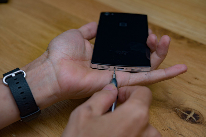 Tháo dỡ Bphone