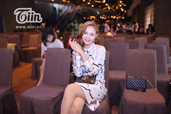 Minh Hằng đã sẵn sàng "đối đầu" Thủy Tiên, Đoan Trang ảnh 5