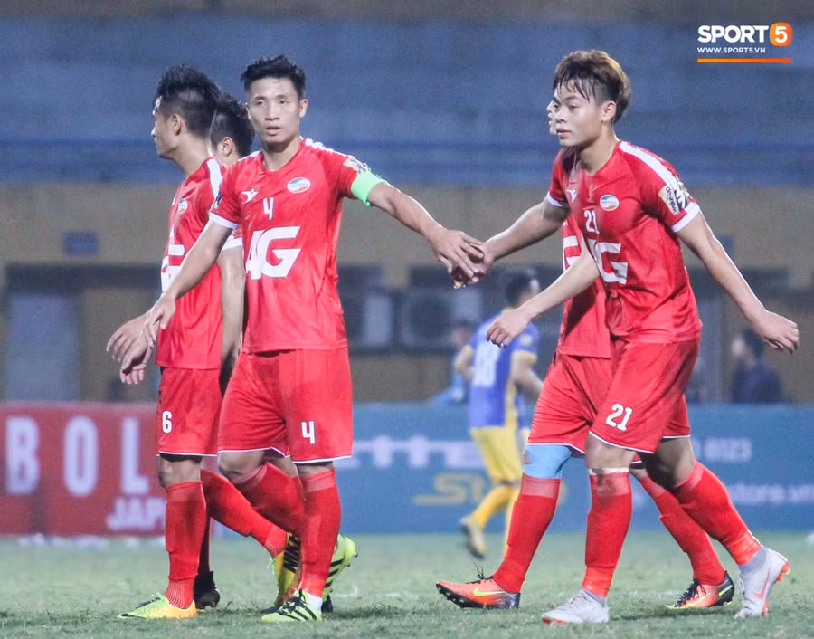 Nhiều cầu thủ Viettel có cơ hội học đại học lúc đang giai đoạn thi đấu đỉnh cao.