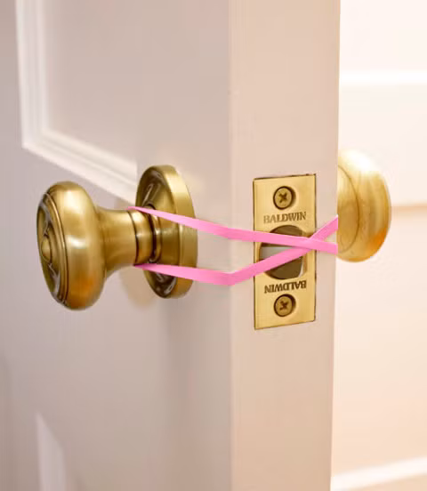 Những mẹo vặt “thần kỳ” cho bà nội trợ trở nên đảm đang số 1 ảnh 5 Những mẹo vặt "thần kỳ" cho bà nội trợ trở nên đảm đang số 1 - 6