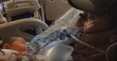 Vo quyet dinh de non de chong duoc gap mat con truoc khi 