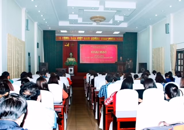 Lớp tập huấn công tác tư vấn tâm lý trong trường phổ thông của Sở GD&ĐT Phú Thọ