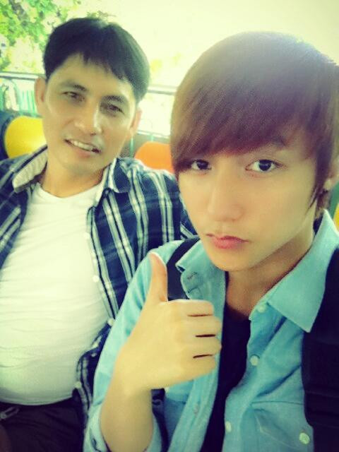 Sơn Tùng-MTP: Những khoảnh khắc giản dị bên gia đình ảnh 6 sơn tùng mtp