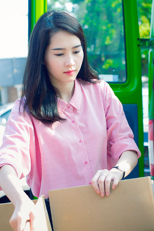 Mê mẩn trước vẻ đẹp thuần khiết của Hoa hậu Đặng Thu Thảo