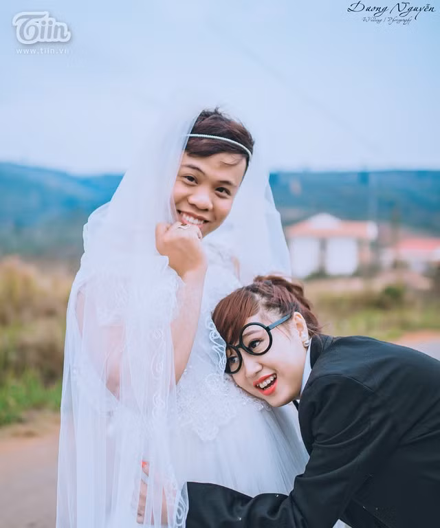 Bộ ảnh cưới siêu nhí nhố của cặp đôi 4 năm yêu nhau