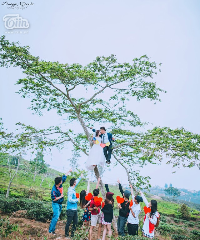 Bộ ảnh cưới siêu nhí nhố của cặp đôi 4 năm yêu nhau