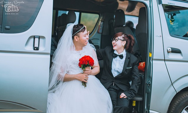 Bộ ảnh cưới siêu nhí nhố của cặp đôi 4 năm yêu nhau