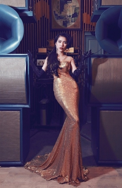 Hồ Quang Hiếu - Hoàng Y Nhung trong bộ ảnh “Kiều nữ và đại gia“ ảnh 2 Hồ Quang Hiếu - Hoàng Y Nhung trong bộ ảnh “Kiều nữ và đại gia“ ảnh 2