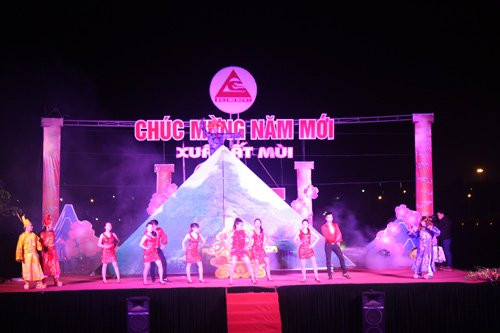 giao thừa, sài gòn, lào cao, đắc lắc, Hà Nội, năm mới, Ất Mùi