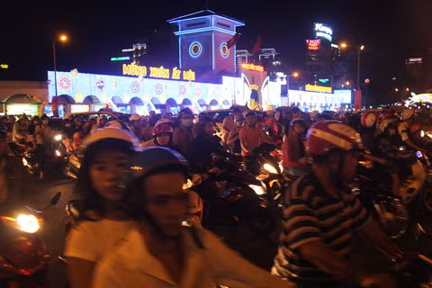 giao thừa, sài gòn, lào cao, đắc lắc, Hà Nội, năm mới, Ất Mùi