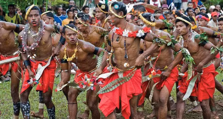 Do mat voi tap tuc phu nu cuong buc dan ong trong bo toc - Anh 4